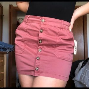 NWT Garage Skirt